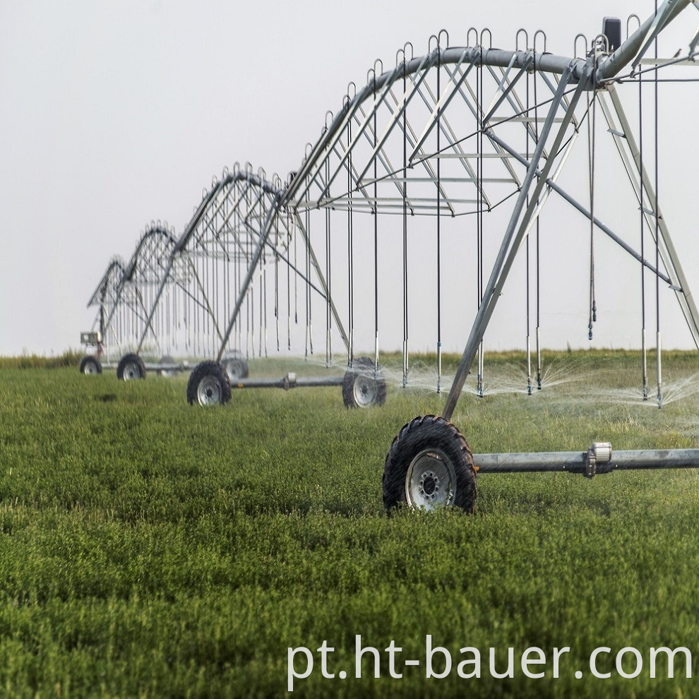 Labor Saving Center Pivot Irrigation1